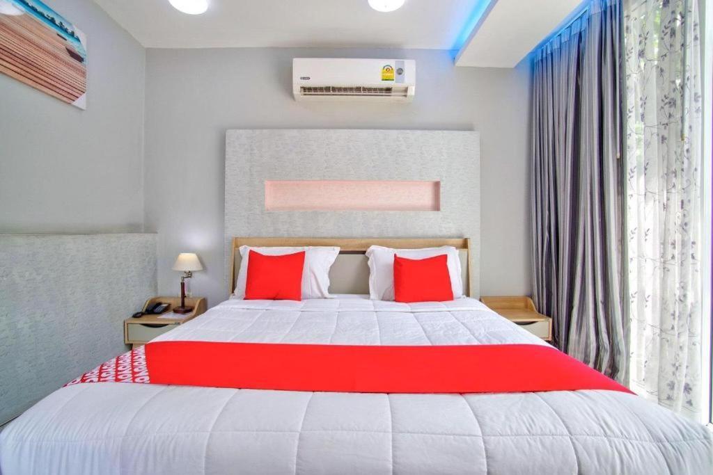 Thaiasia Goldensea Resort Phra Nakhon Si Ayutthaya Exteriör bild