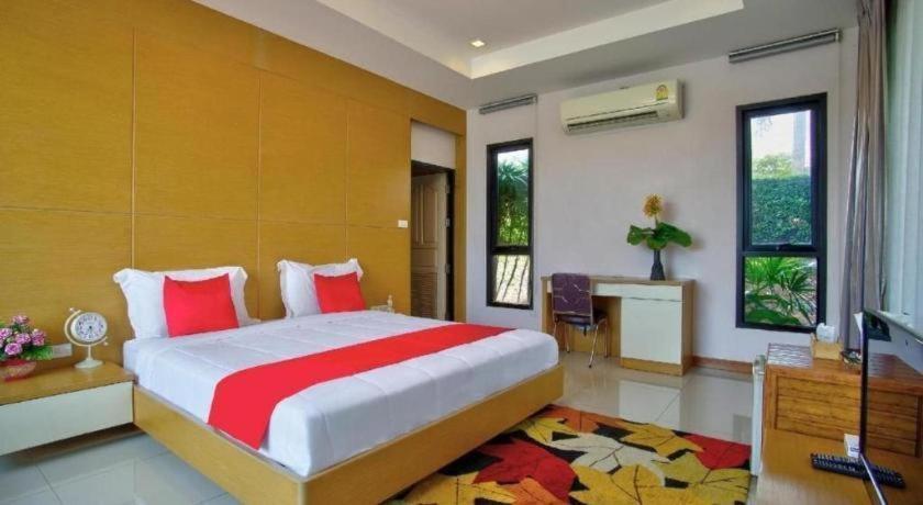 Thaiasia Goldensea Resort Phra Nakhon Si Ayutthaya Exteriör bild